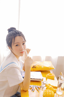 裸体女兵36姿